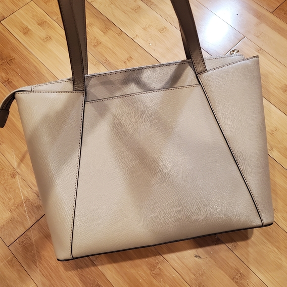 Michael kors shoulder purse - Picture 3 of 6